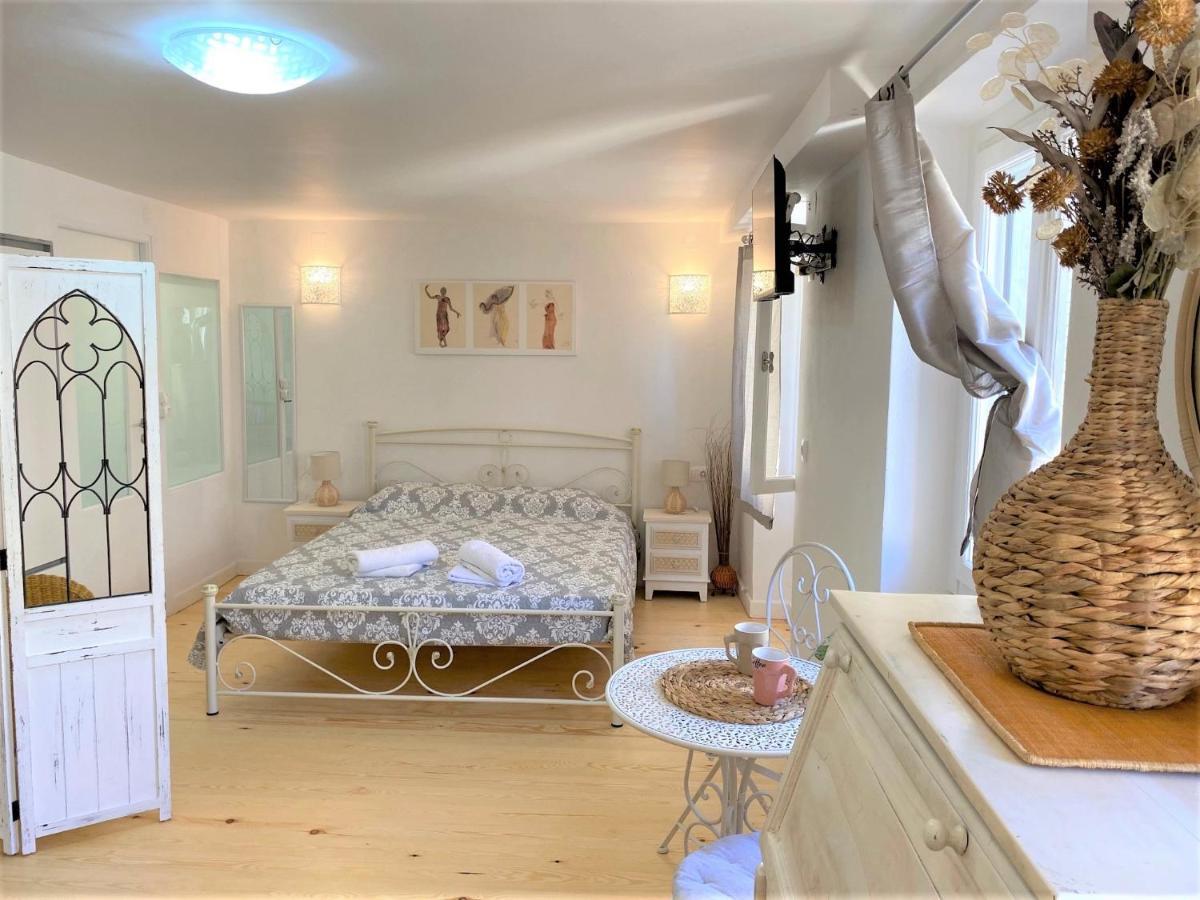 Mary's Melodies At Corfu Old Town Apartment Corfu (city)